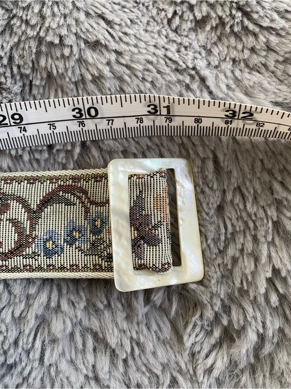 Embroidered Floral Jacquard Women’s Belt in Beige